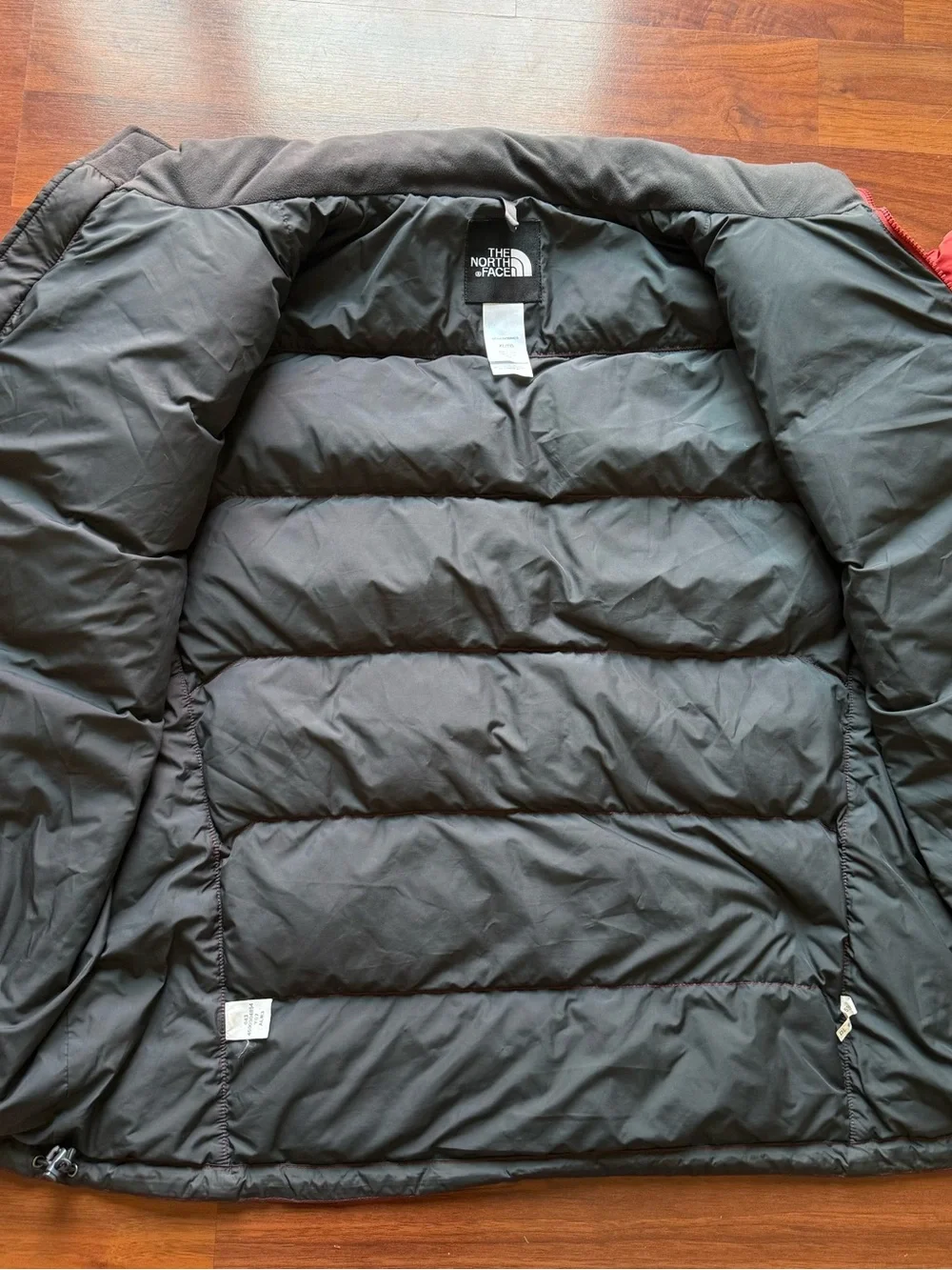 The North Face 550 red down puffer zip up jacket XL winter coat